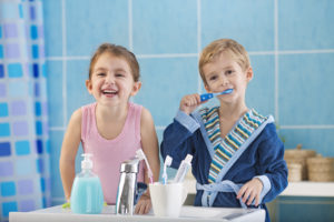 Children brushing teeth | The71Percent | Indiana American Water