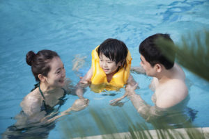 water safety, pool safety, life jacket, children in water, family swimming | The 71 Percent | Indiana American Water
